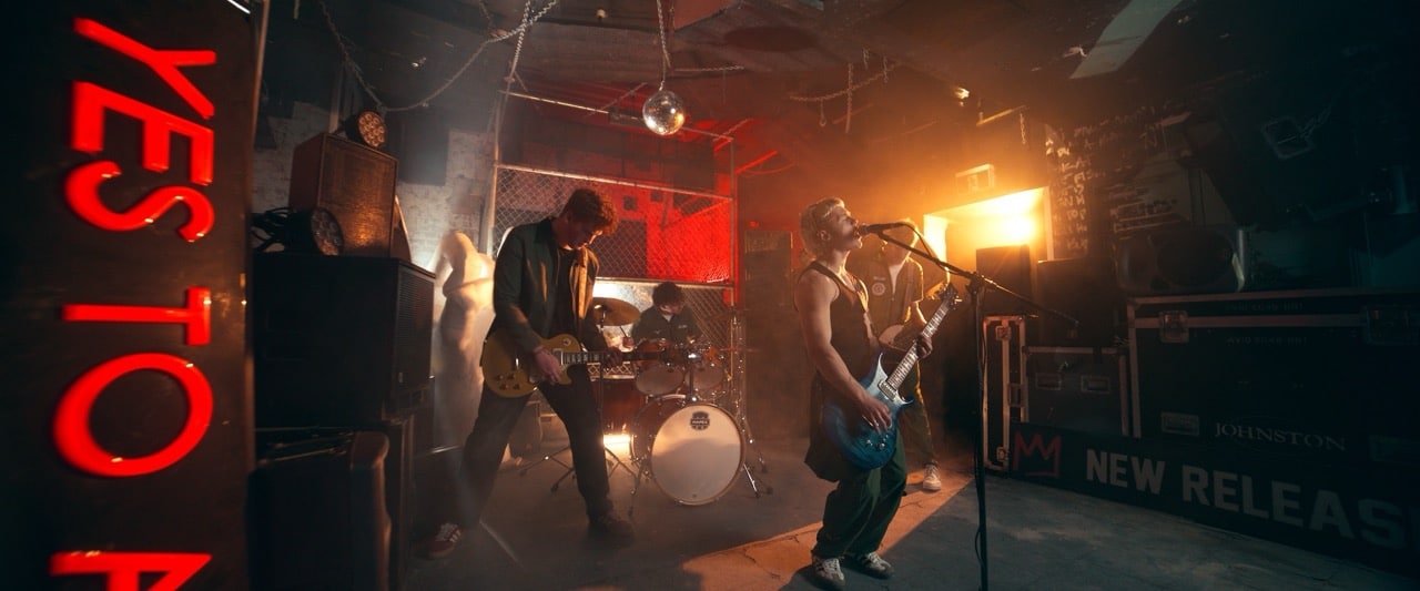 Jetlag Music Video by Joel Black of Tommirock {{brizy_dc_image_alt imageSrc=