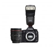 Canon DSLR KIT with flash Hire