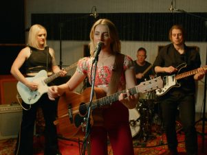 Dancing on the tables Hudson Rose Live Performance video