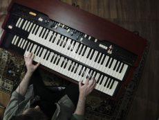 Hammond organ player in the studio