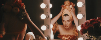 That fella with the tutti frutti hat
Directed by Robert Roworth
Director of Photography by Joel Black
Editor - Robert Roworth
Colourist - Joel Black That fella in the Tutti Frutti Hat film